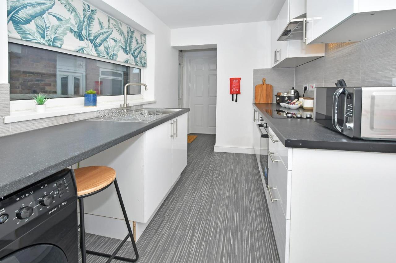 Apartment Parotia House By Yourstays - 3 Bedroom House In *