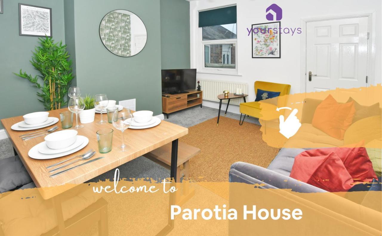 Apartment Parotia House By Yourstays - 3 Bedroom House In Stoke-on-Trent